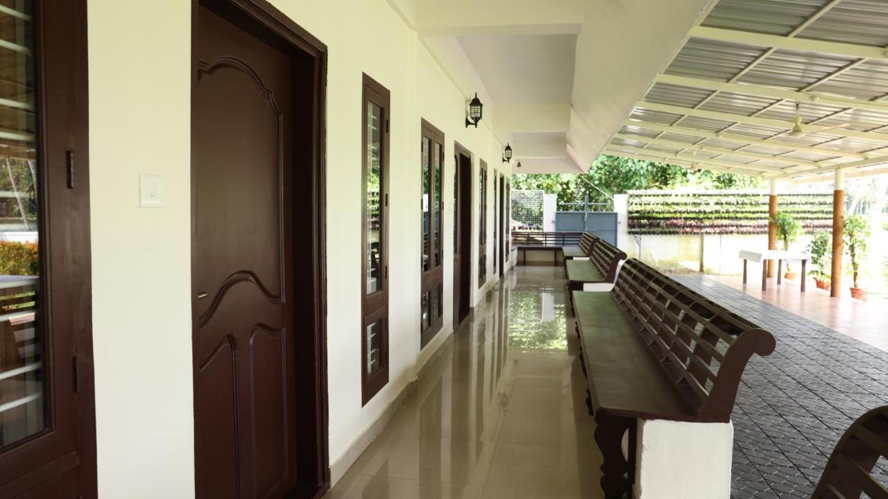 Ashtamudi Lake Garden Resorts Kollam Εξωτερικό φωτογραφία